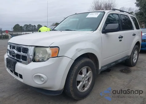 2012 Ford Escape Xlt z USA, uszkodzony, nr VIN 1FMCU9DG4CKC66509